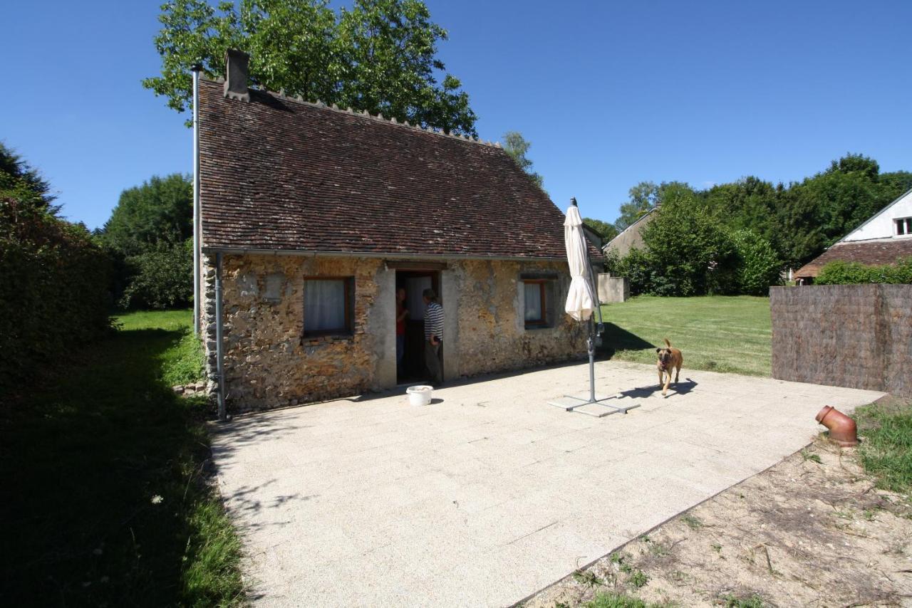 Gite De La Borne Henrichemont Exterior foto